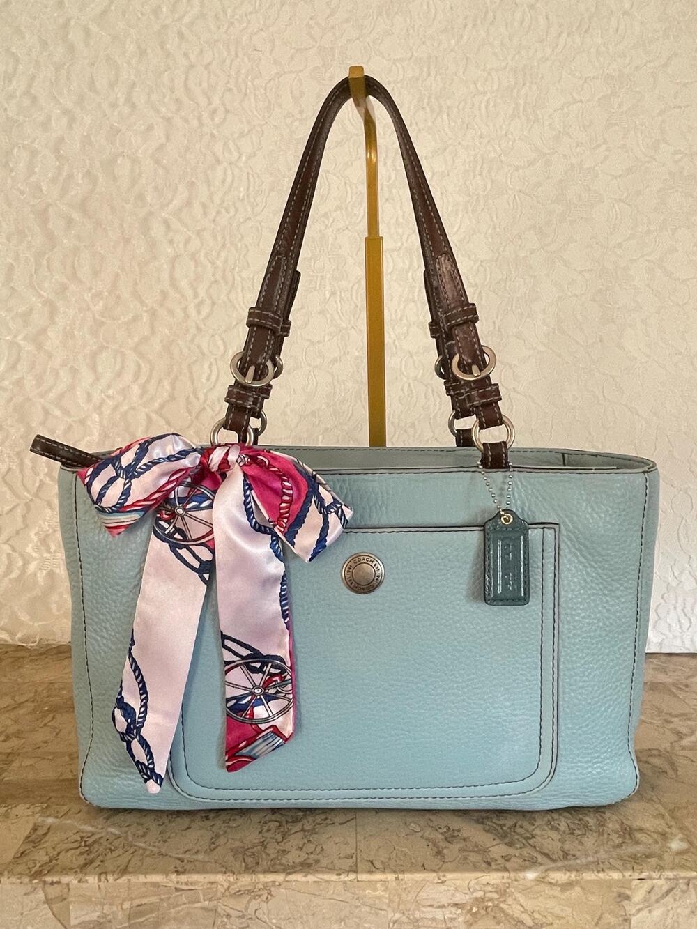 Vintage Y2K Coach Purse 8E97 light blue Chelsea Leather small tote, Shoulder Bag